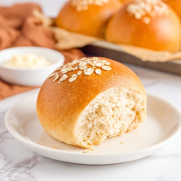 Oatmeal Molasses Dinner Rolls Recipe
